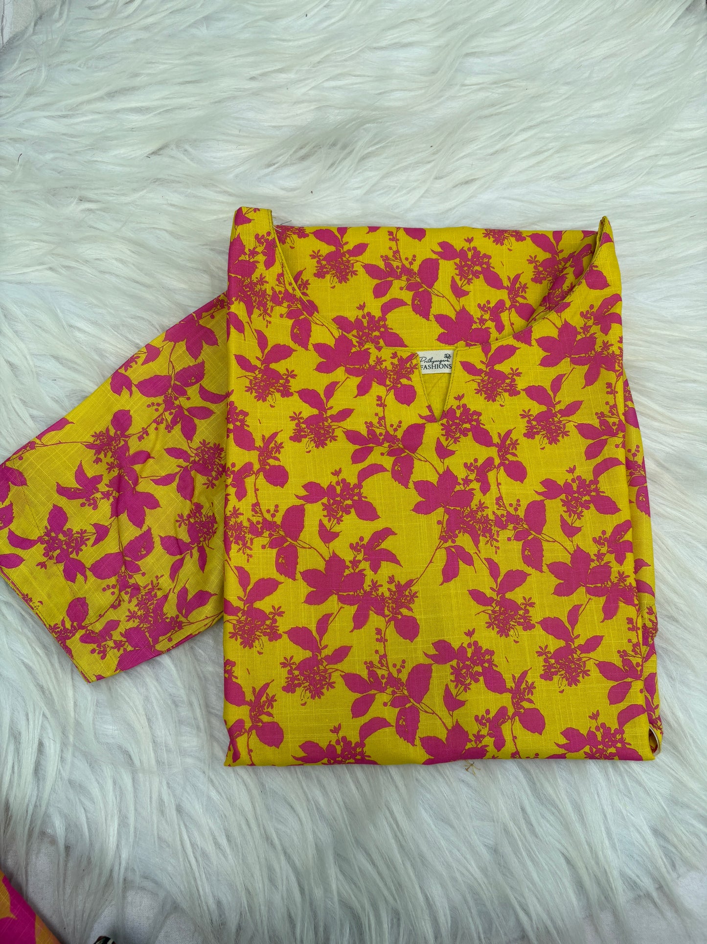 Viscous linen kurti